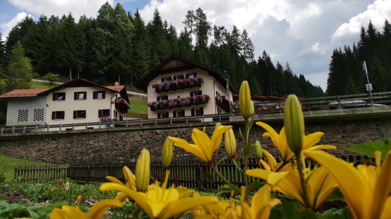 Gasthof Löwen Welschnofen Exterior foto
